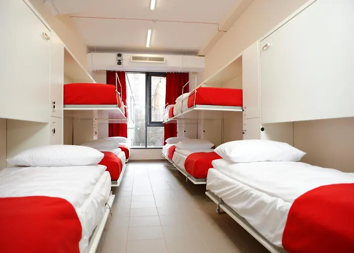 City Express Hostel